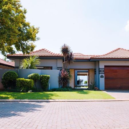 Dam View House Villa Hartbeespoort Exterior photo
